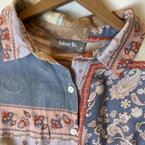 Patchwork Button-Up Blouse - Picture 4 of 6